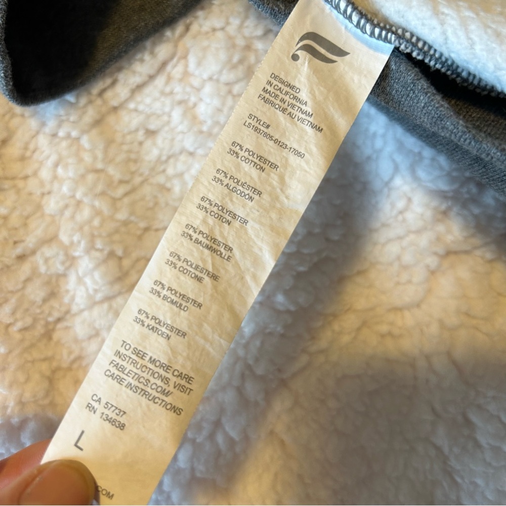 L - Fabletics Sweater - Picture 3 of 4